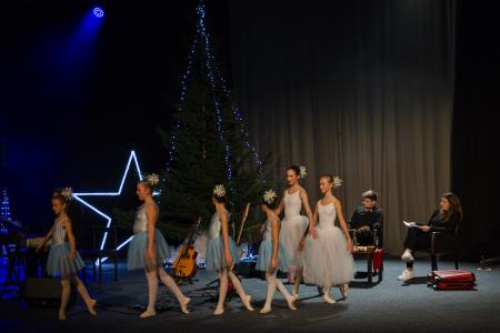 Božično novoletni koncert – v sliki 60